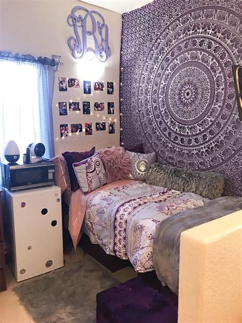 Wutchy vs. Cozy: Finding the Perfect Balance in Your Room Decor